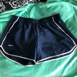 Nike dri-fit running shorts in navy!